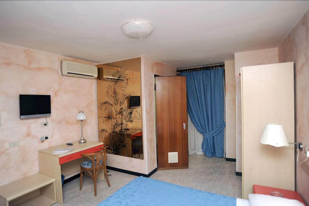 Hotel Veronese Genoa Ngoại thất bức ảnh