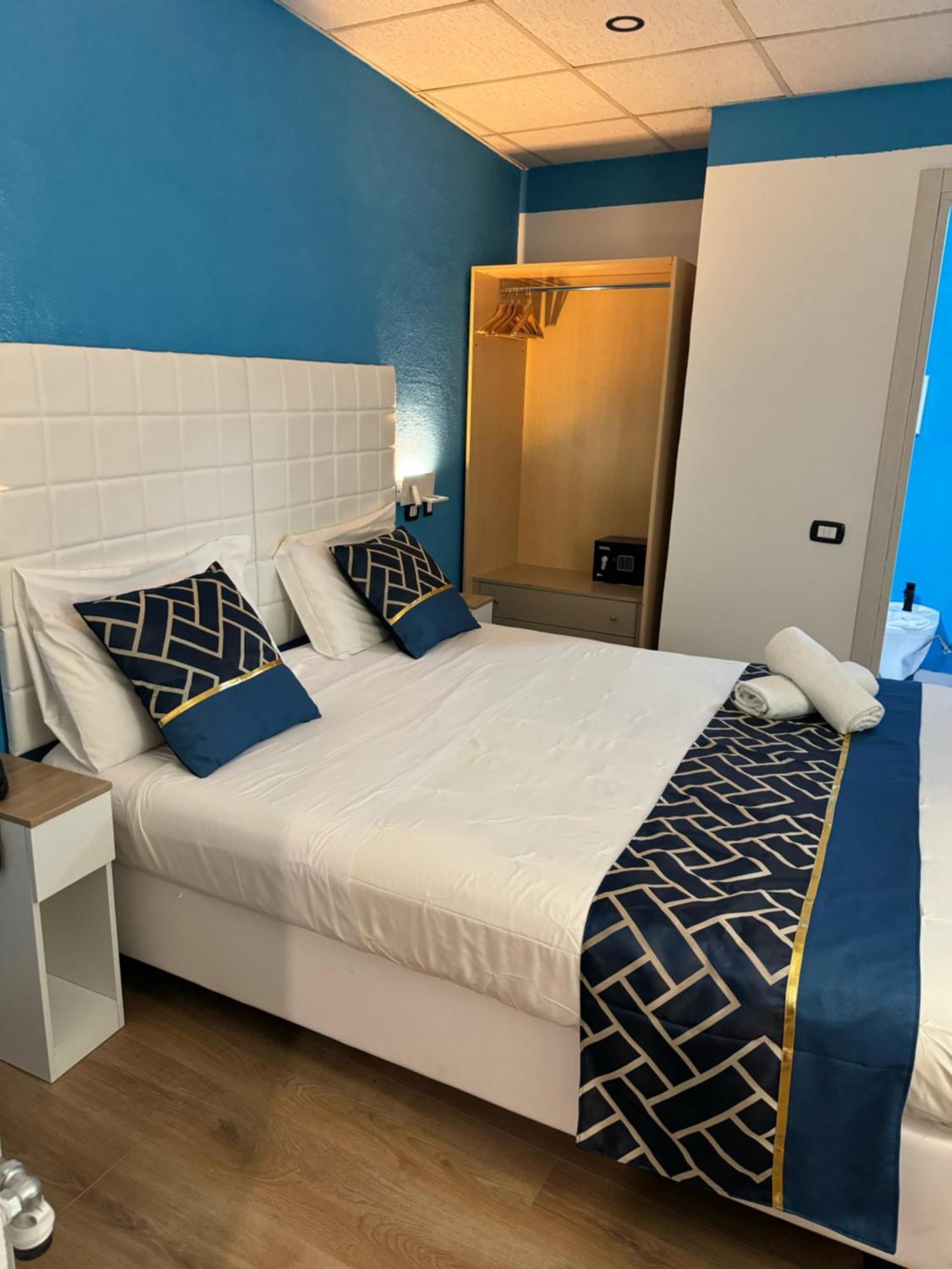 Hotel Veronese Genoa Ngoại thất bức ảnh