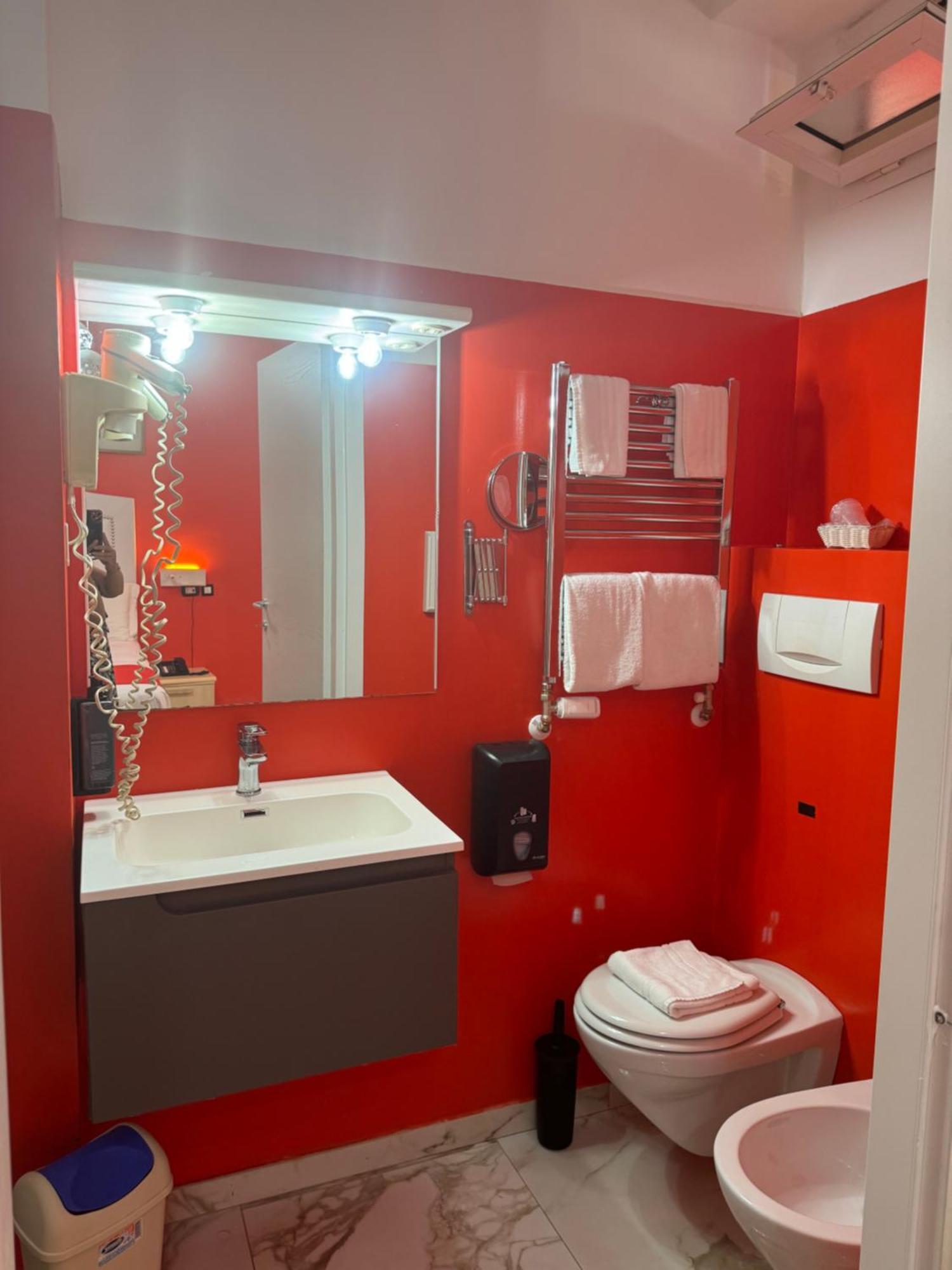 Hotel Veronese Genoa Ngoại thất bức ảnh