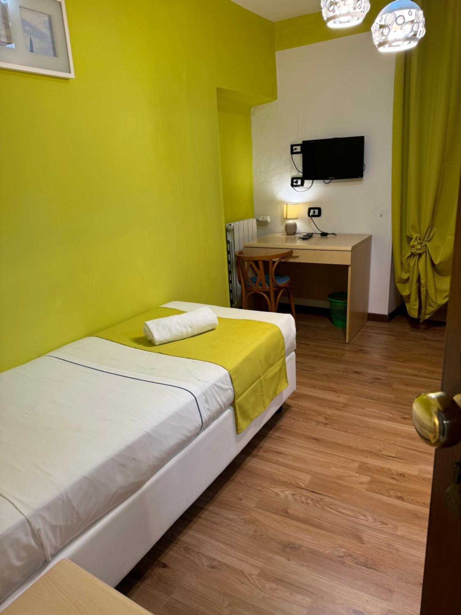 Hotel Veronese Genoa Ngoại thất bức ảnh